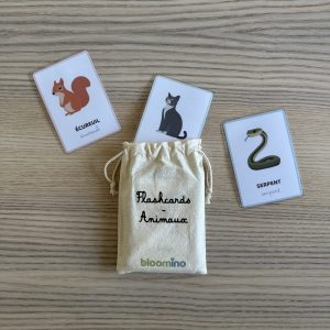 Flashcards illustrées du Kit "Les Animaux" avec QR code pour écouter les cris des animaux, adaptées aux enfants de 3 à 6 ans.
