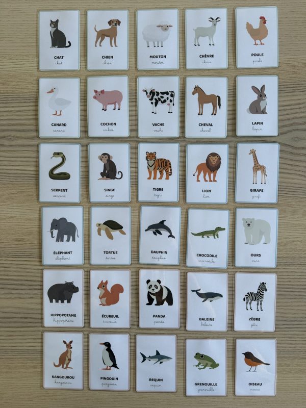 30 flashcards illustrées du Kit "Les Animaux" avec QR code pour écouter les cris des animaux, adaptées aux enfants de 3 à 6 ans.